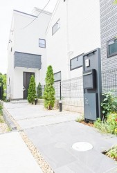 【すぐにご見学可能】
■JR常線
「金町」駅 バス15分 「水元五丁目」バス停 徒歩5分
■ルーフバルコニーのある生活♪
■ハイグレードな設備充実の新築戸建
