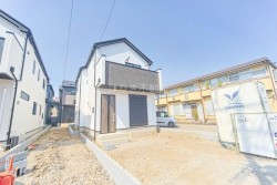■新築分譲住宅・長期優良住宅認定物件
■太陽光パネル標準装備
■地震に強い家住宅性能制度において７項目の最高等級を取得します
