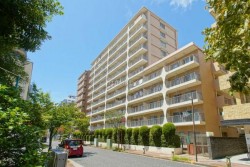 ■新耐震基準適合物件
■住宅ローン減税利用可
■フルリノベーションマンション（２０２５年１０月上旬完成予定）
■ペット飼育可（細則有）
■すべての窓が二重格子